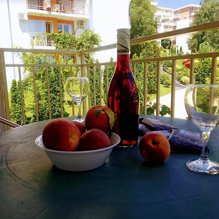 Apartamento Family Apartament Crown Pool&sea - Bastetbs *
