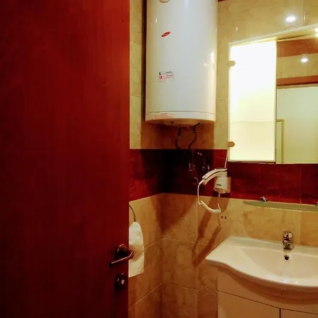 Apartamento Family Apartament Crown Pool&sea - Bastetbs