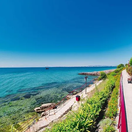 Family Apartament Crown Pool&sea - Bastetbs Sveti Vlas